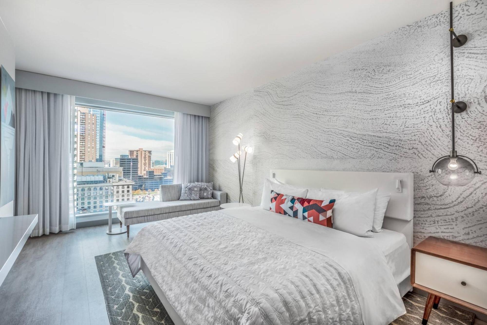 Le Meridien Denver Downtown Exterior photo